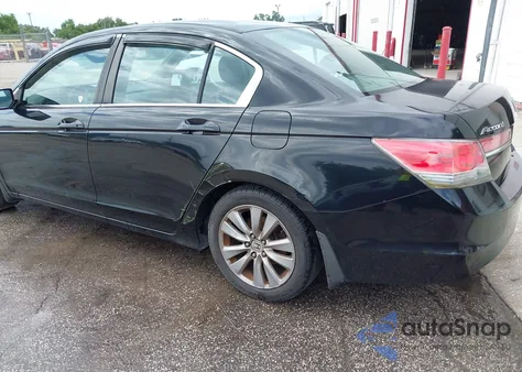 2011 Honda Accord 2.4 Ex из США, поврежденный, VIN 1HGCP2E7XBA106304